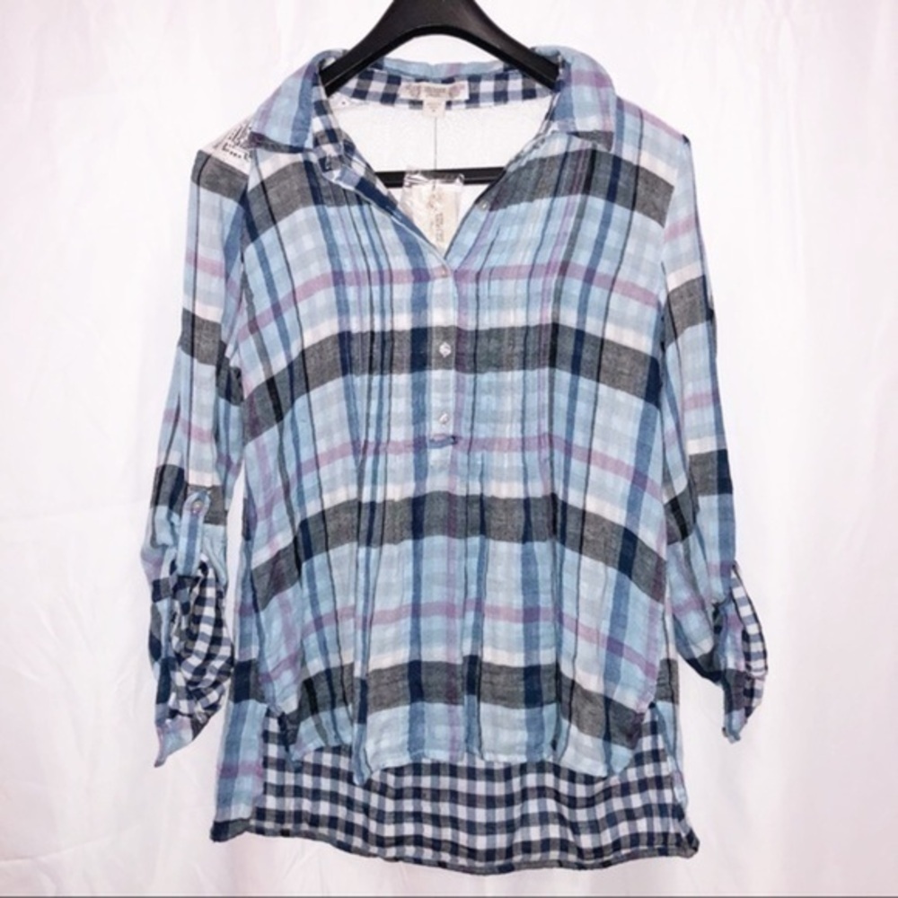 Long sleeve blouse size medium NWT
